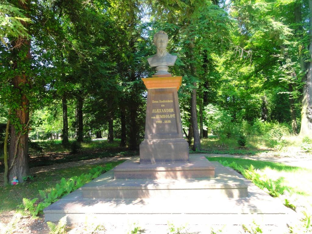 Ferienwohnungen Am Stadtpark Goerlitz Ruang foto